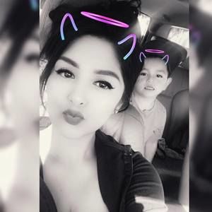 Meet your Posher, Esmeralda